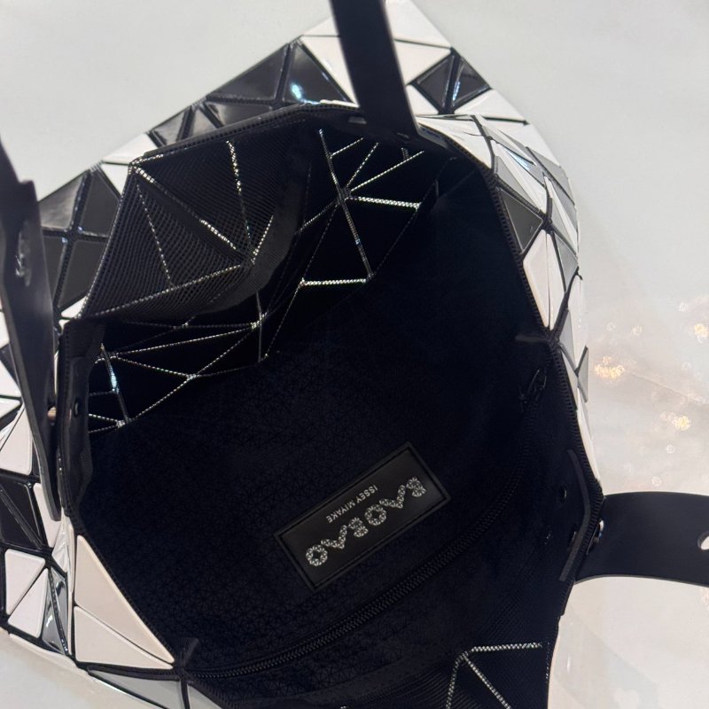 *SHIHNA名牌精品* BAOBAO ISSEY MIYAKE 三宅一生 6x6亮面手提包-5