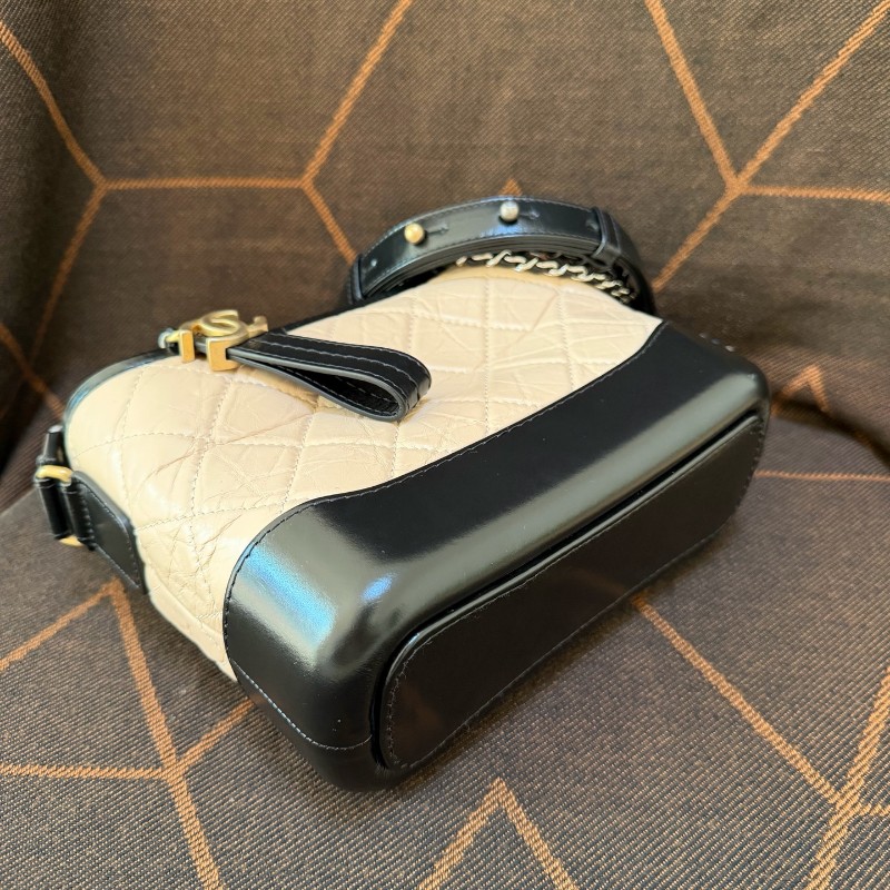 Chanel 奶茶色流浪包小號-3