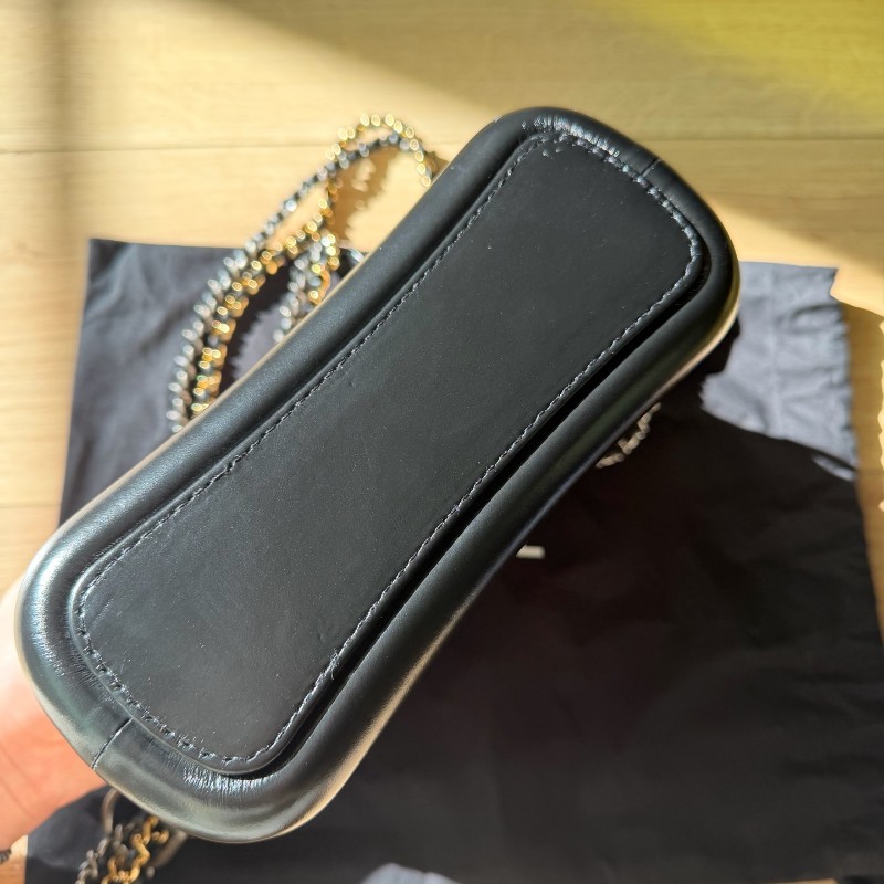 Chanel 奶茶色流浪包小號-7