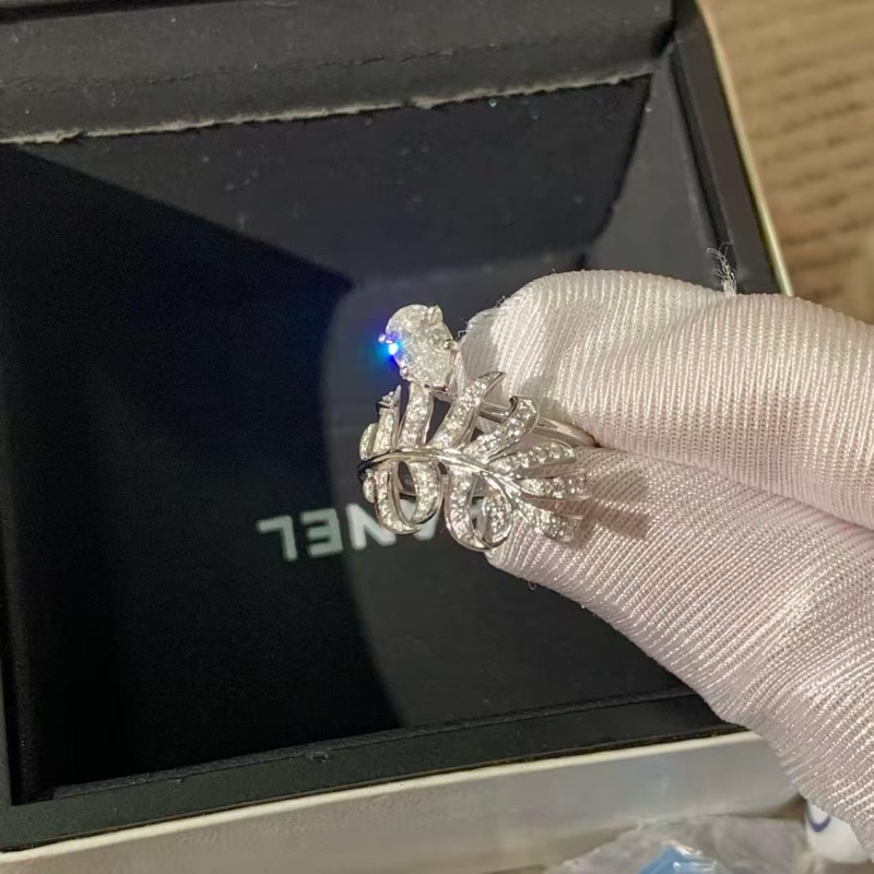 香奈兒Chanel PLUME系列鑽石羽毛戒指 0.55克拉 49碼-3