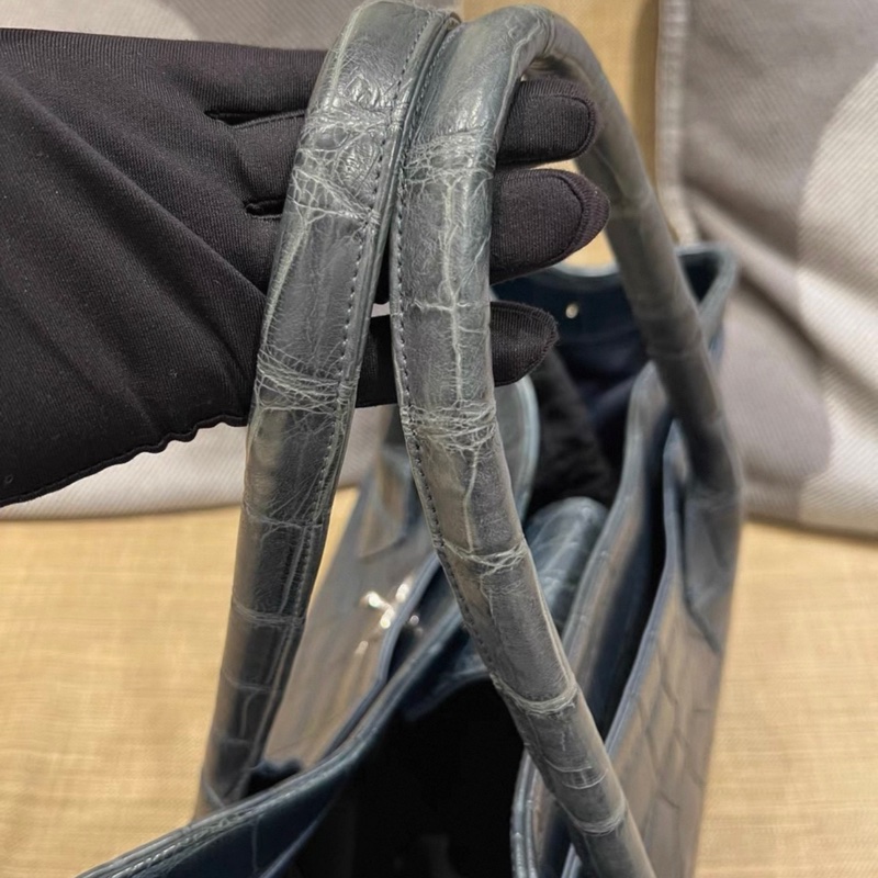 公价几十万港元🩷香奈儿 鳄鱼皮 托特包 11开 尺寸40*25 cm-5