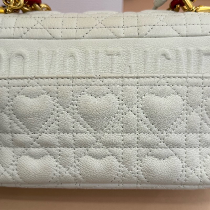 Dior 情人節限量款 caro白色愛心鏈條包 中號-14