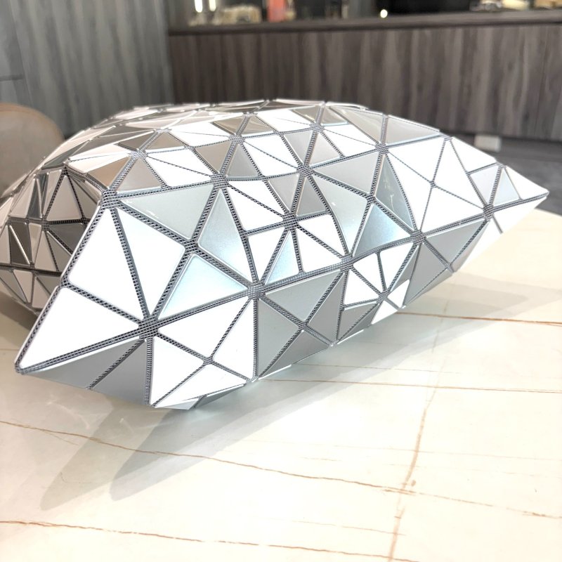 *SHIHNA名牌精品* BAOBAO ISSEY MIYAKE 三宅一生 6x6亮面手提包-6