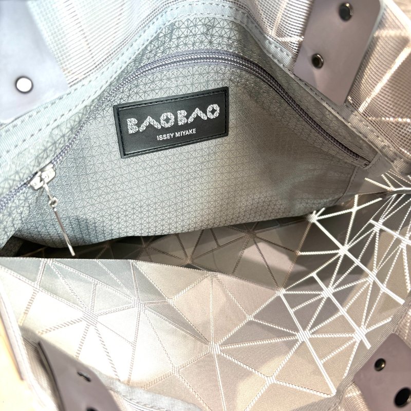 *SHIHNA名牌精品* BAOBAO ISSEY MIYAKE 三宅一生 6x6亮面手提包-8