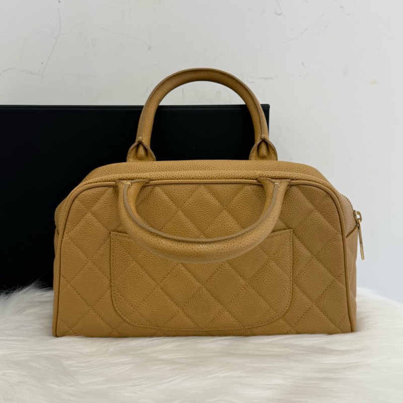 Chanel 奶茶色小號保齡球 荔枝牛皮 手提包-1