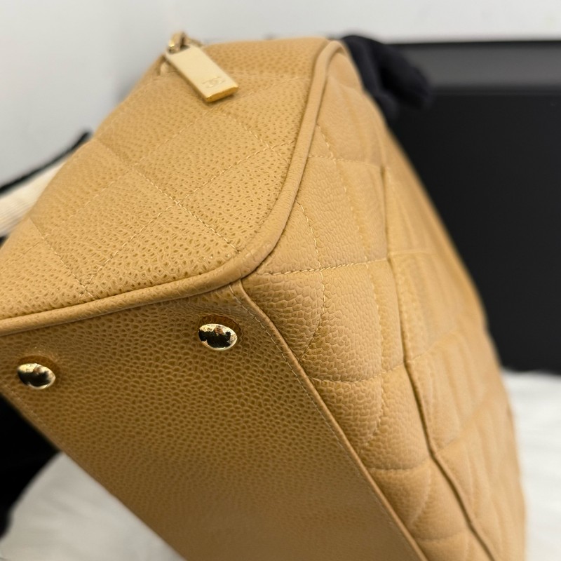 Chanel 奶茶色小號保齡球 荔枝牛皮 手提包-13