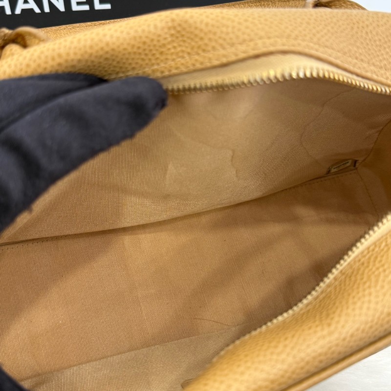 Chanel 奶茶色小號保齡球 荔枝牛皮 手提包-19