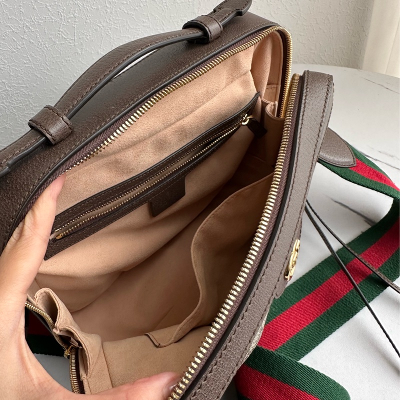 Gucci pvc 男女都可以用的相機包-11