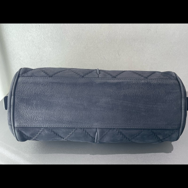 Chanel 麂皮霧面 機場包 黑銀翻毛皮 麻-12