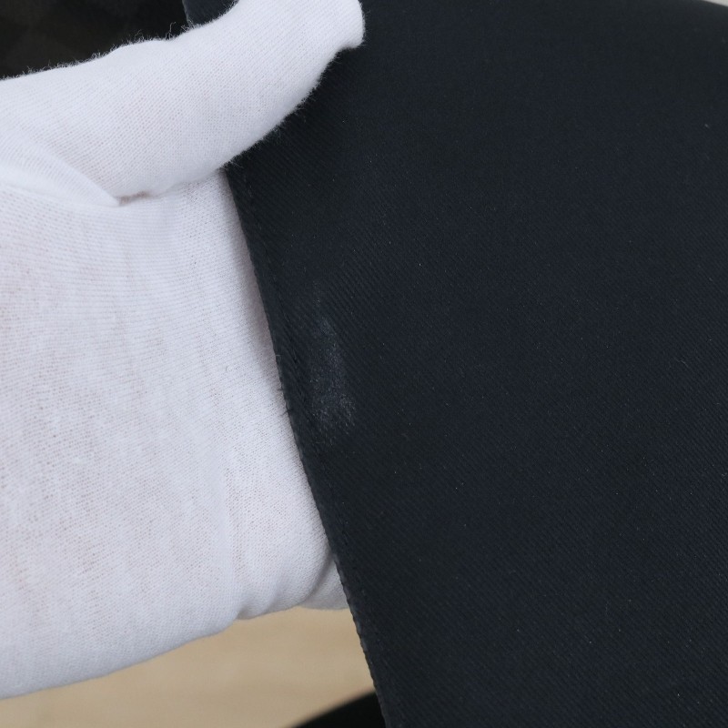 LV 黑色棋盤格斜背包-7