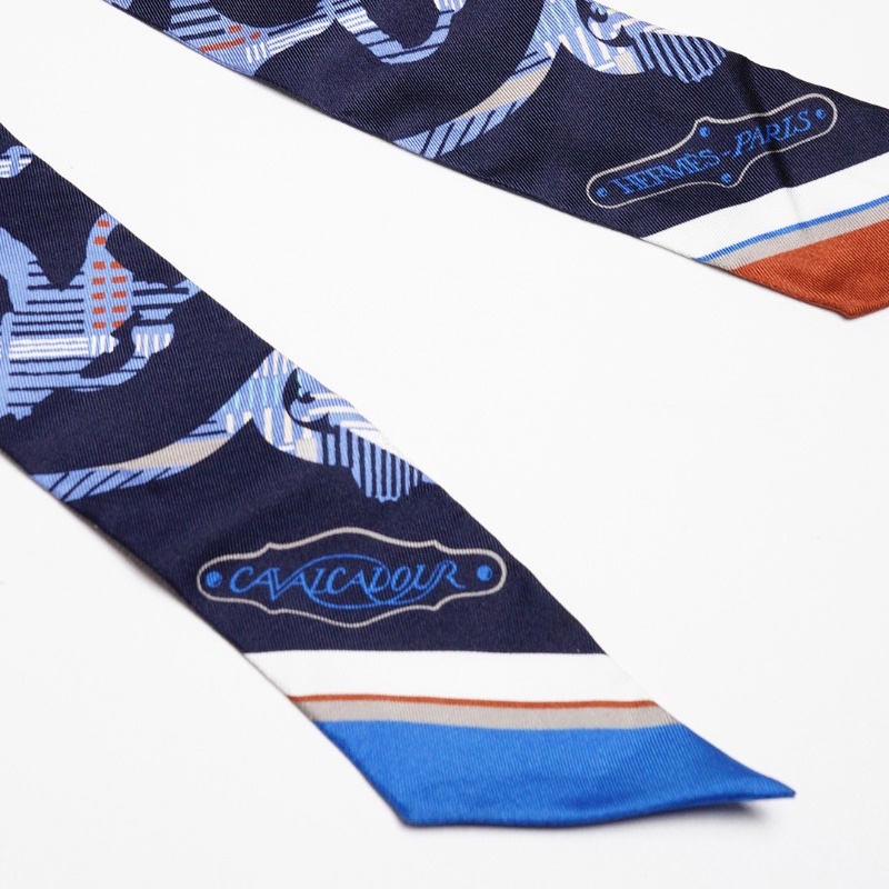 HERMES MARINE SILK CAVALCADOUR MORNING TWILLY-1