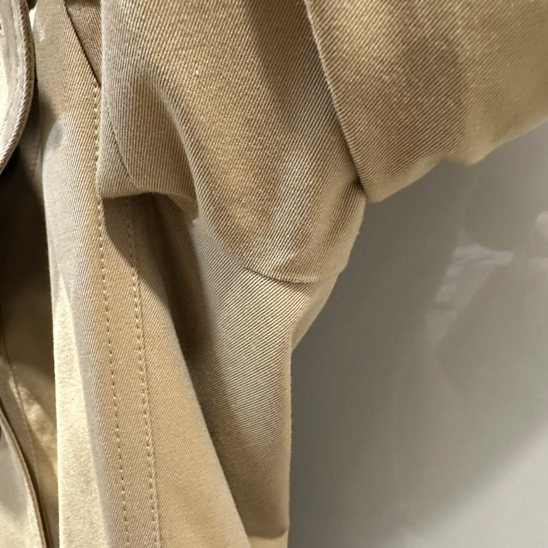 【美收精品】BURBERRY 茶色短版風衣外套 4-586-2