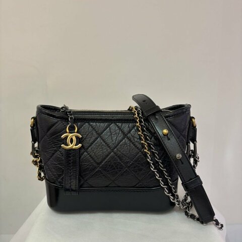 CHANEL黑牛皮流浪包-小