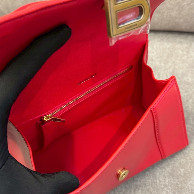 巴黎世家紅色沙漏包-3