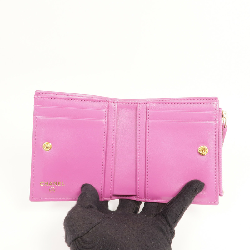 CHANEL 牛皮皮革Wallet金扣錢包-16