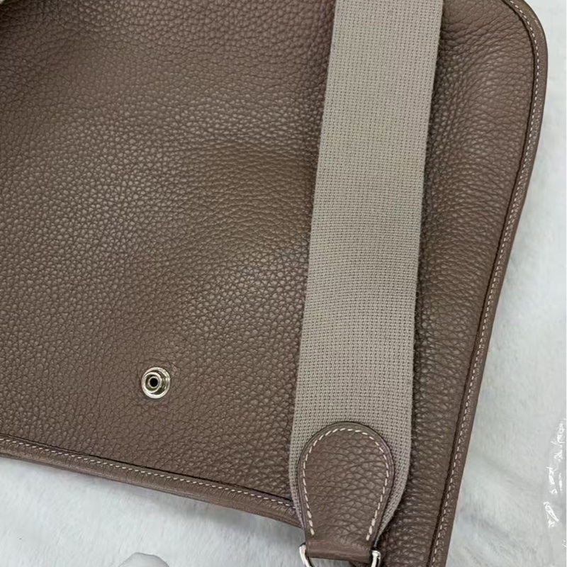 Hermes Evelyne 29 大象灰銀扣-23