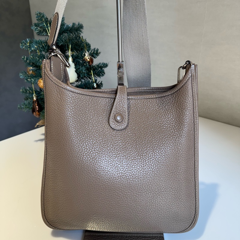 Hermes Evelyne 29 大象灰銀扣-4
