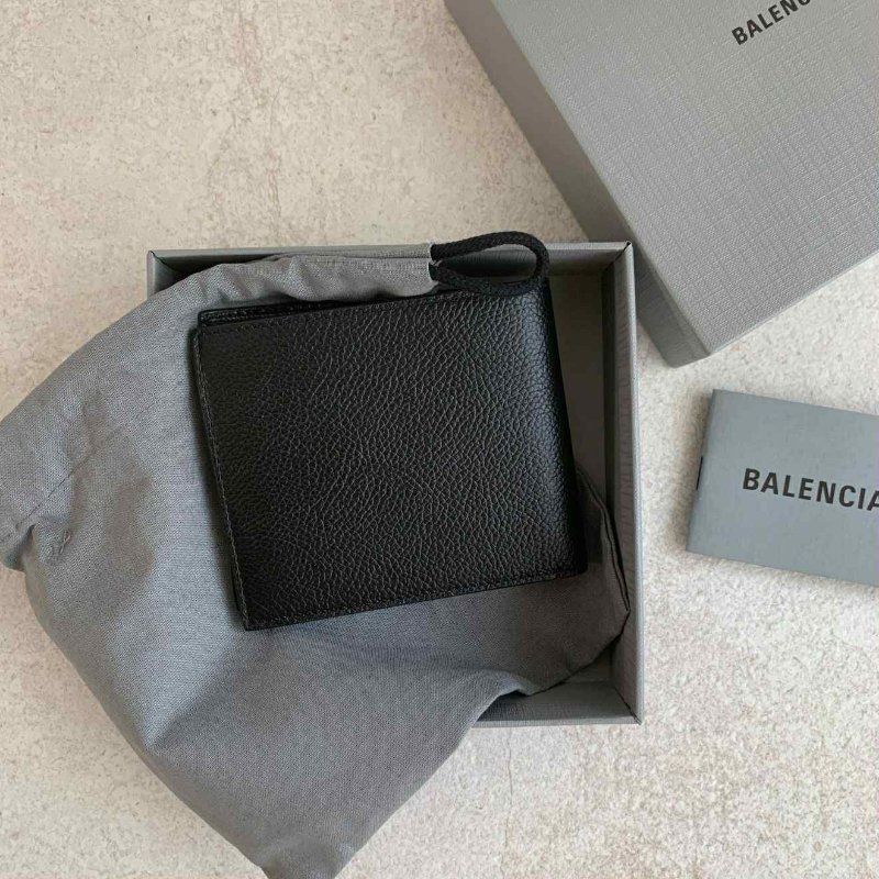 BALENCIAGA 巴黎世家 字母LOGO牛皮8卡對折短夾(黑)-3