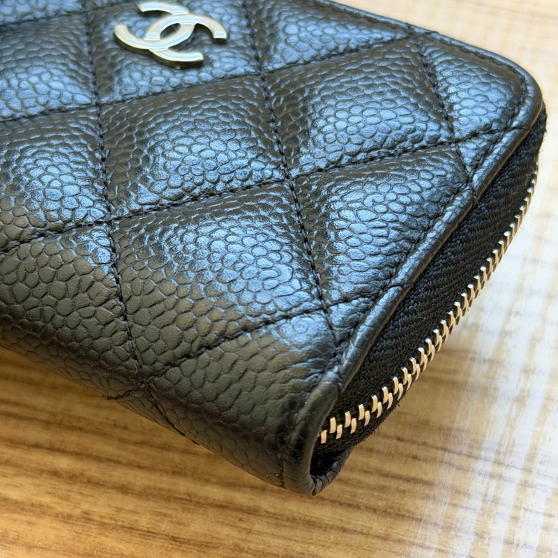 ®️✨近全新 CHANEL 黑銀短夾 荔枝牛皮-9