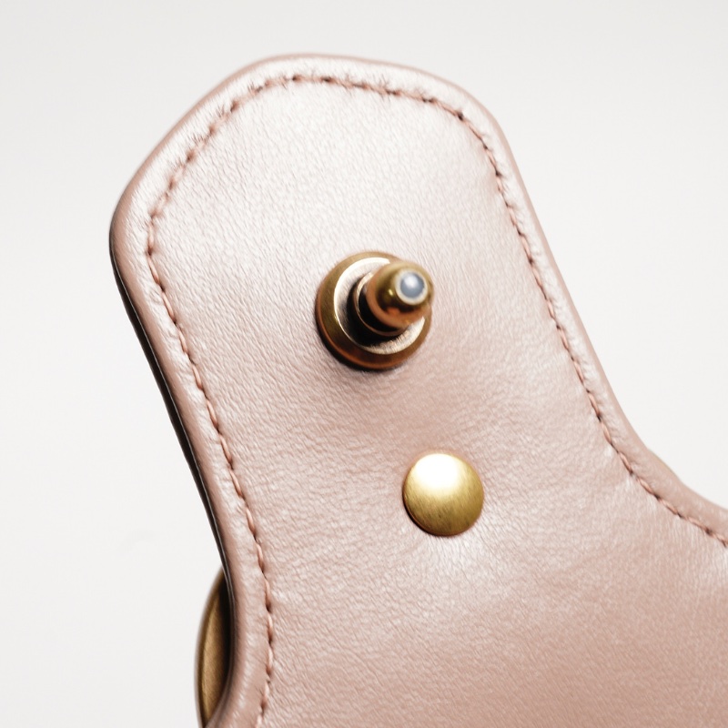 GUCCI GG Marmont 經典金屬雙G LOGO迷你手提兩用包(奶茶色)-12