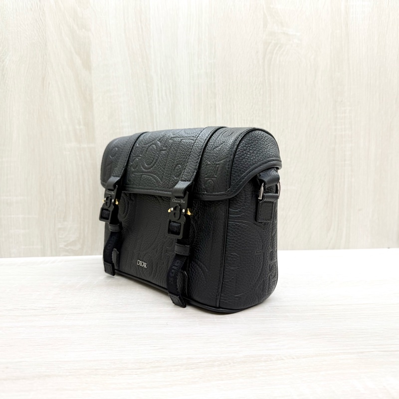 DIOR黑色牛皮Hit the Road下蓋釦式郵差包1ESPO333LLG-2
