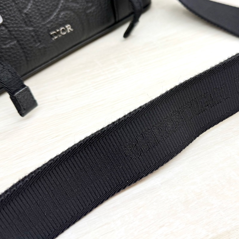 DIOR黑色牛皮Hit the Road下蓋釦式郵差包1ESPO333LLG-15