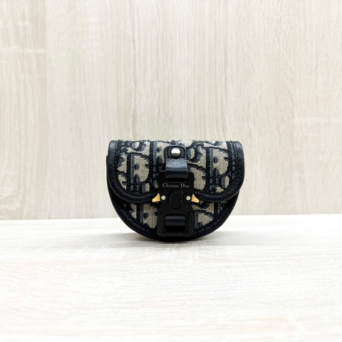 DIOR藍色老花MINI GALLOP馬鞍耳機包