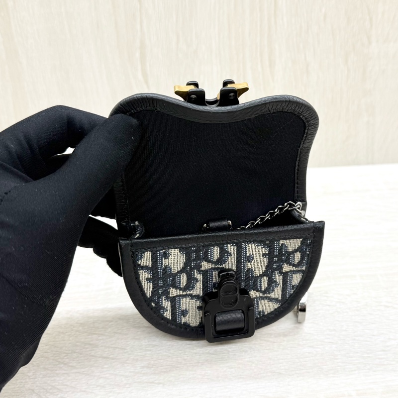 DIOR藍色老花MINI GALLOP馬鞍耳機包-6