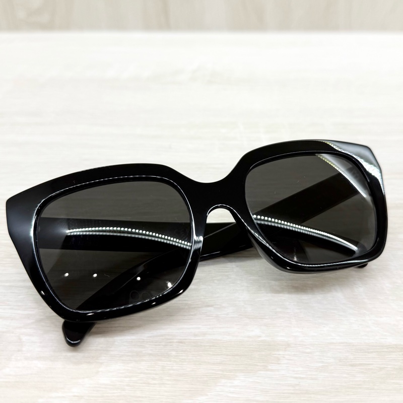 CELINE黑色大框MONOCHROMS 03墨鏡4S198-7