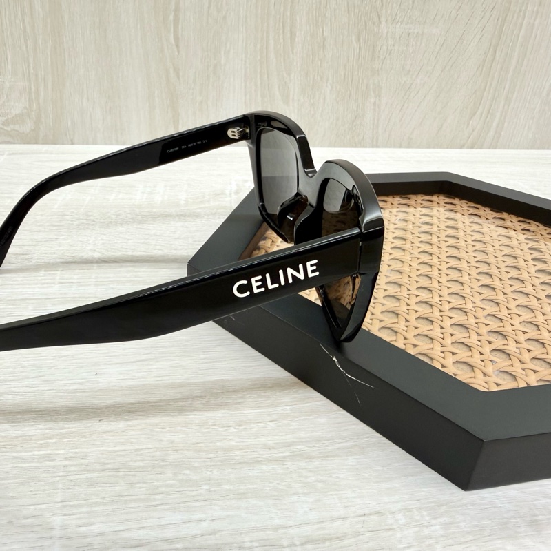 CELINE黑色大框MONOCHROMS 03墨鏡4S198-11
