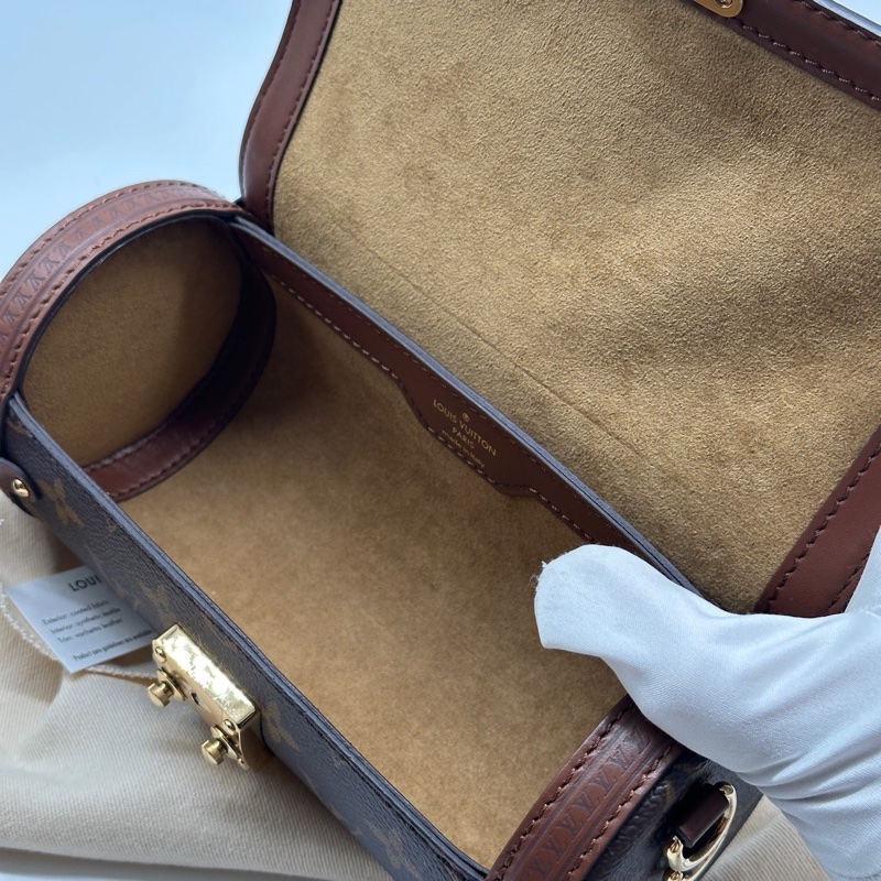 LV巴比龍Papillon Trunk-4