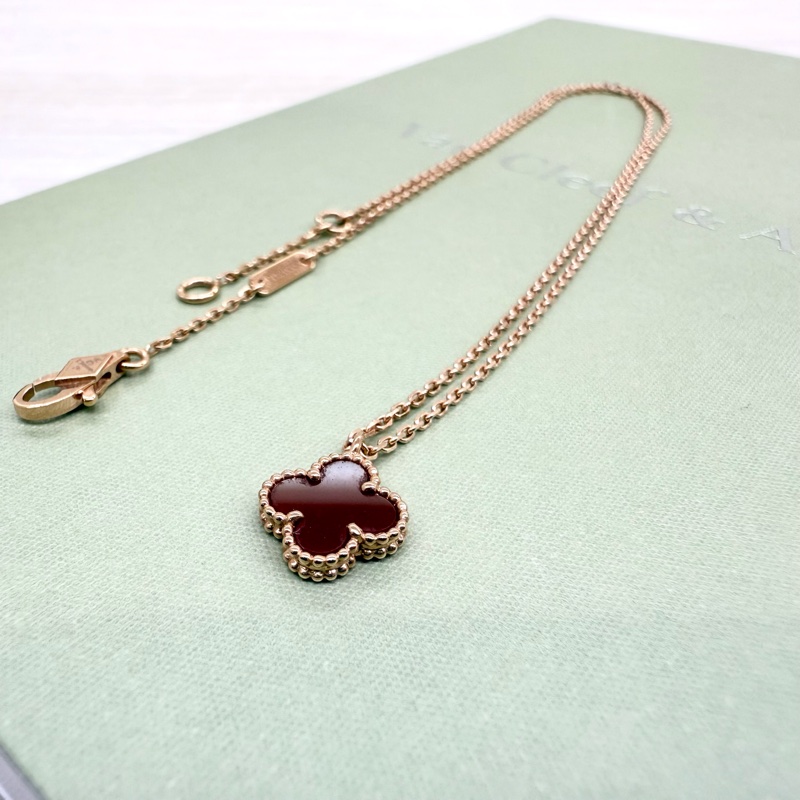 VCA 18K玫瑰金 紅玉髓mini Sweet Alhambra吊墜VCARN59M00-4
