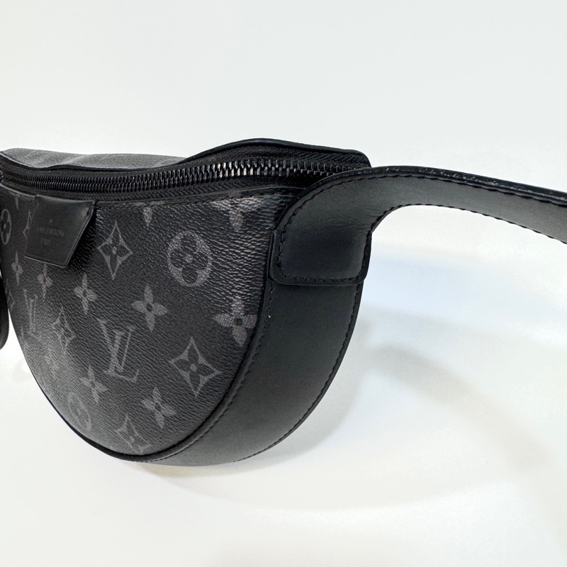 LV黑灰老花半月Moon斜背包M23835-3