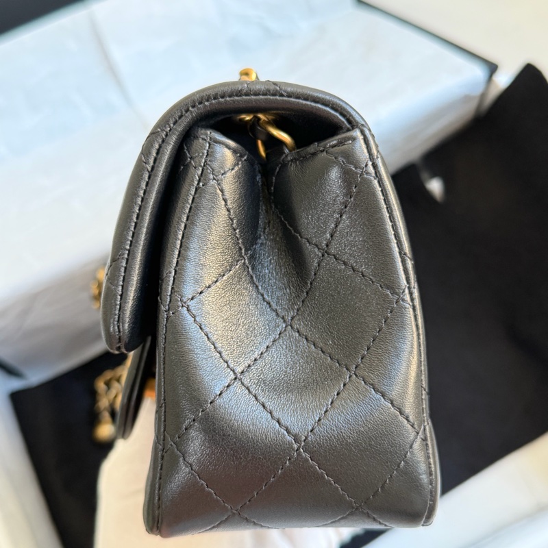 ®️✨CHANEL 25A金球方胖子 黑金芯片款 全新品-7
