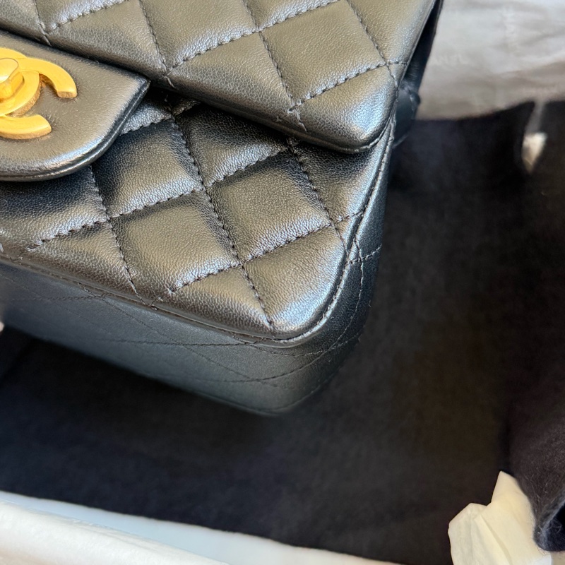 ®️✨CHANEL 25A金球方胖子 黑金芯片款 全新品-14