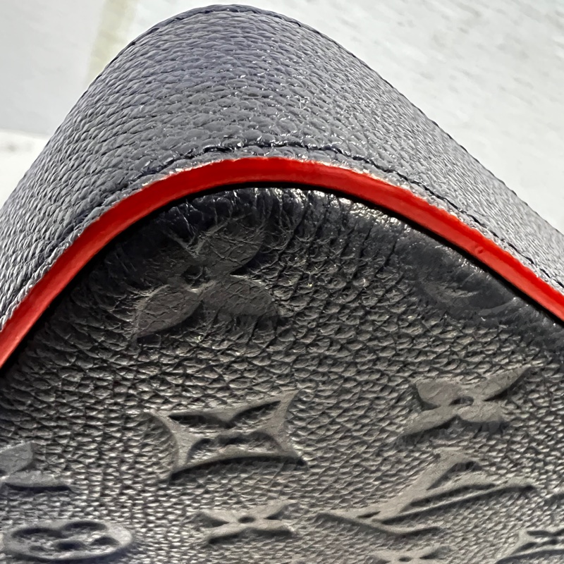 LV 海軍藍牛皮壓紋紅油邊三合一鏈包-10