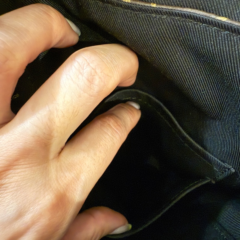 LOUIS VUITTON M41643 斜背包-20