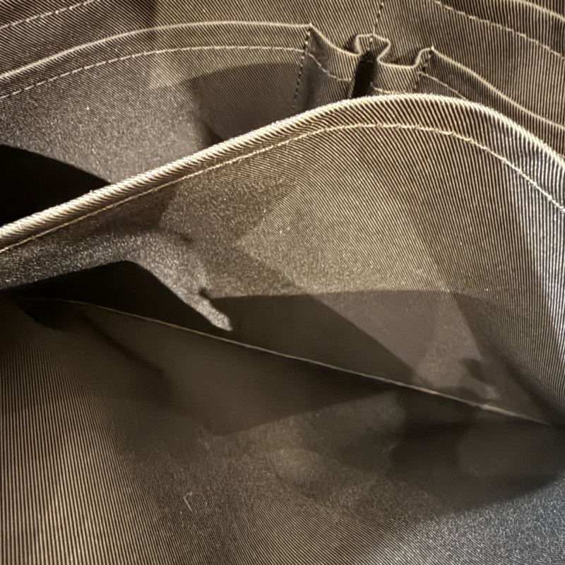 LOUIS VUITTON M41643 斜背包-22