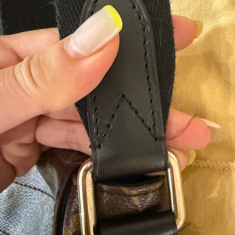 LOUIS VUITTON M41643 斜背包-45