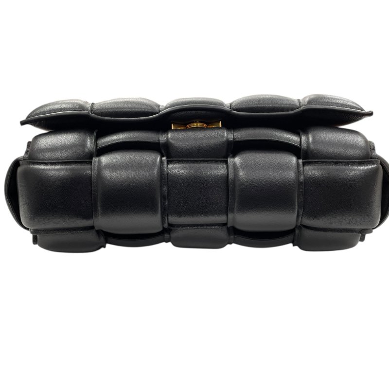 BOTTEGA VENETA 寶緹嘉 Padded Cassette 粗編織 肩背包 小羊皮 黑色 金釦-5