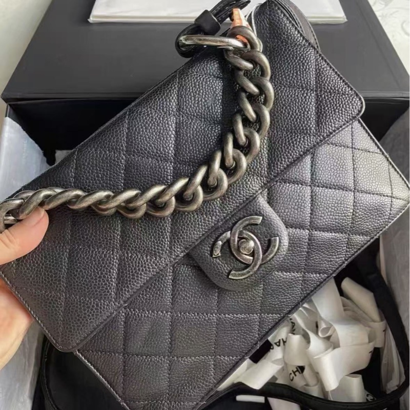 Chanel孟買包 24*28*8  99新配件齊全-1