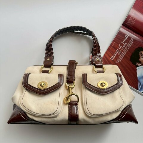 COACH 米白帆布拚咖色肩背包