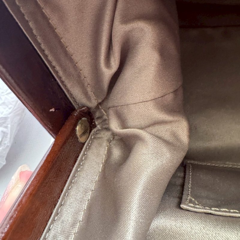 COACH 米白帆布拚咖色肩背包-24