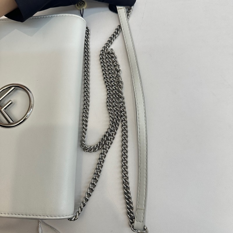 芬迪白色logo底長22單肩斜挎包-15