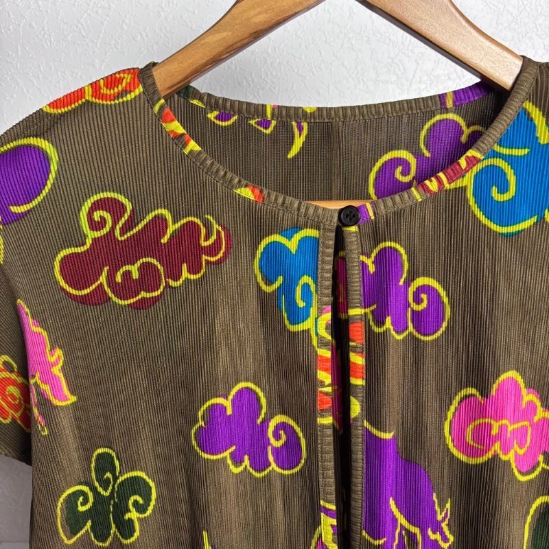 絕版收藏 ::三宅一生 Issey Miyake :: Pleats Please PP 鬥牛雲圖樣 秋香色外罩衫 上衣 3號-3