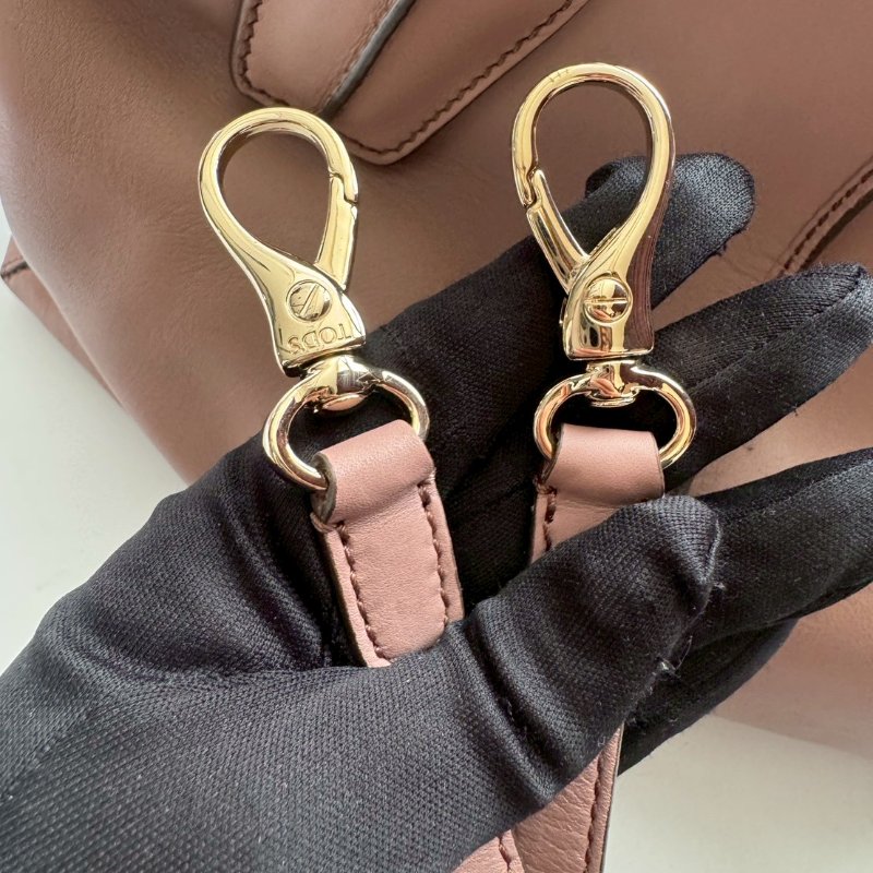 TODS 溫柔藕粉色手提兩用包-15