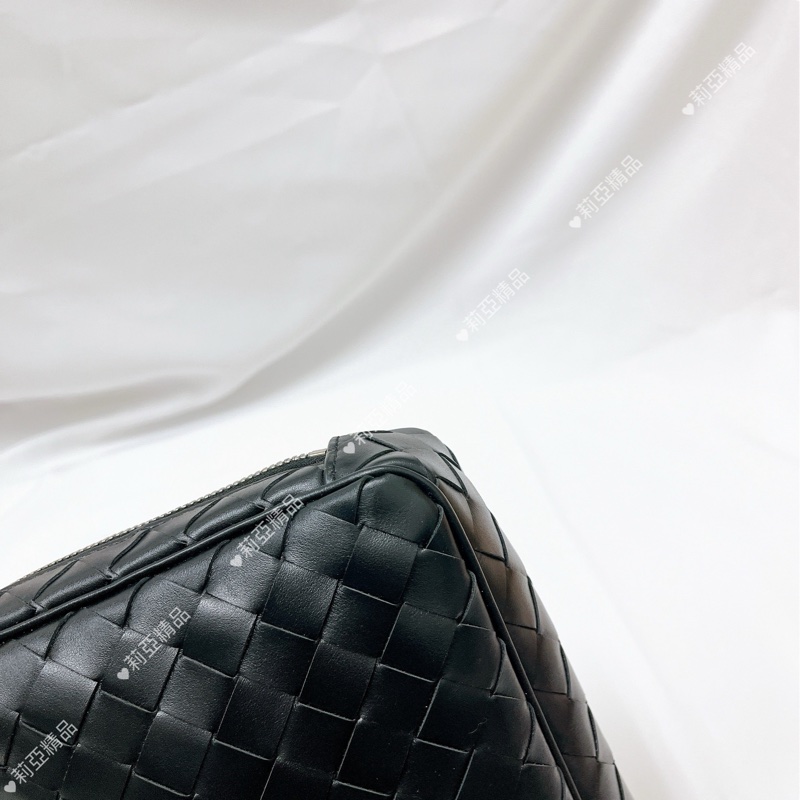 莉亞精品♡ BV 編織手拿包 黑色大款 9新-6