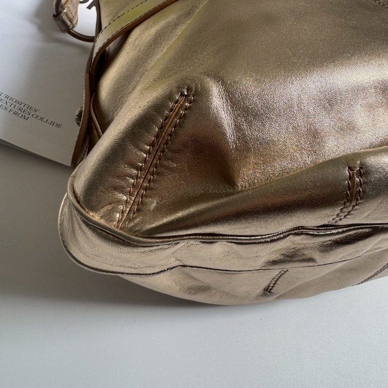 TODS 香檳金大圓環單肩包-3