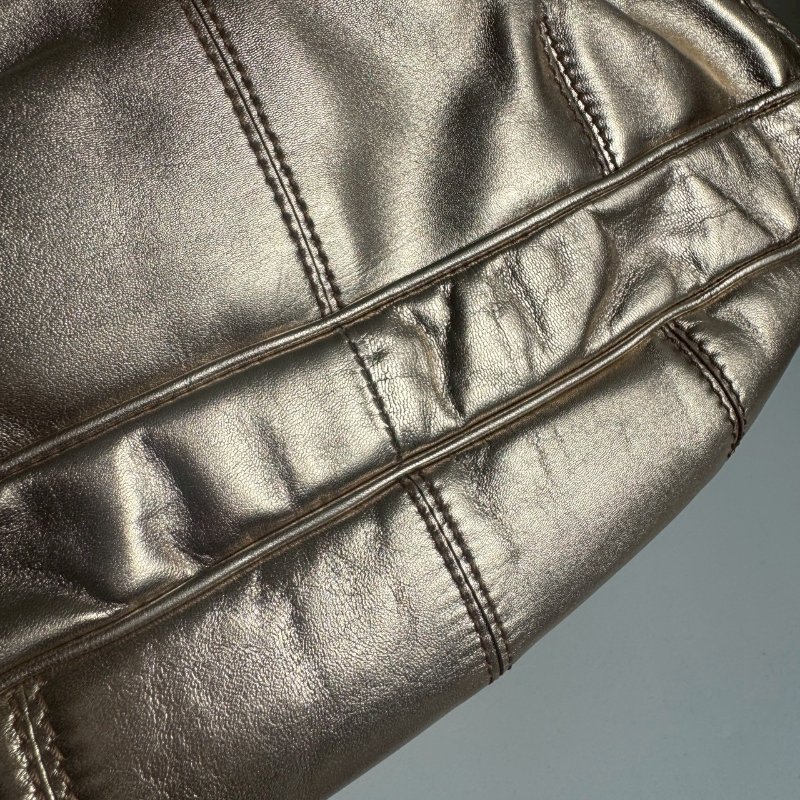 TODS 香檳金大圓環單肩包-11