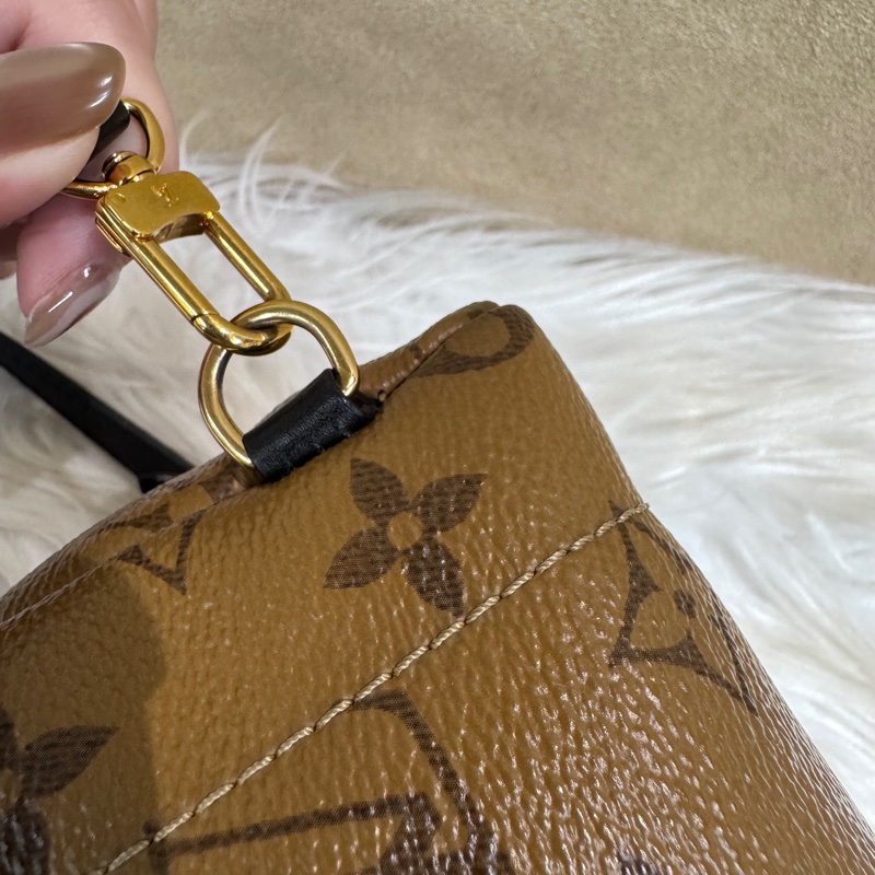 LV Palm Springs Mini 雙色原花小書包-13